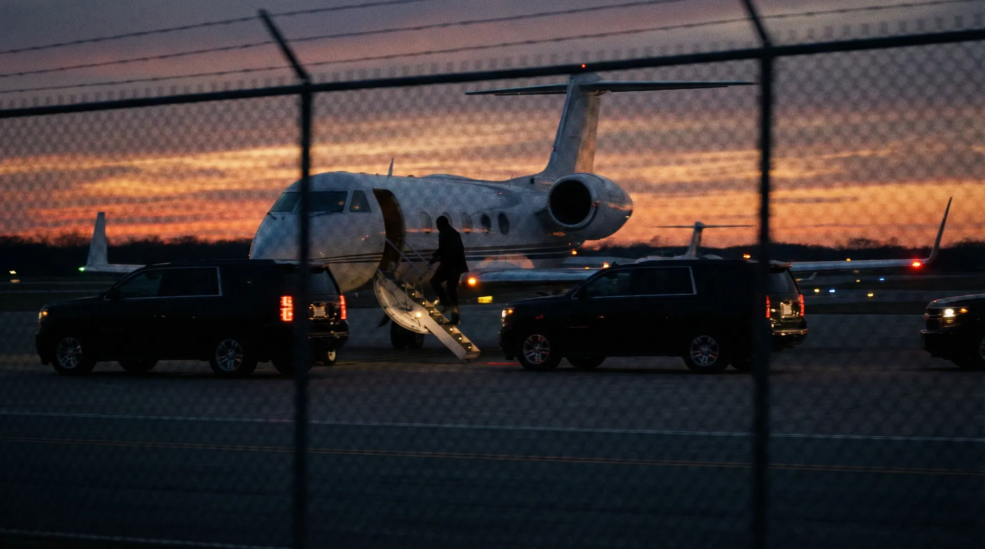 每日 大赛 +MRDS - 机场私人飞机偷拍